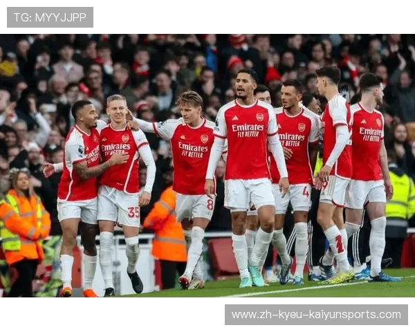 天下足球对欧冠赛事的深度解读与分析